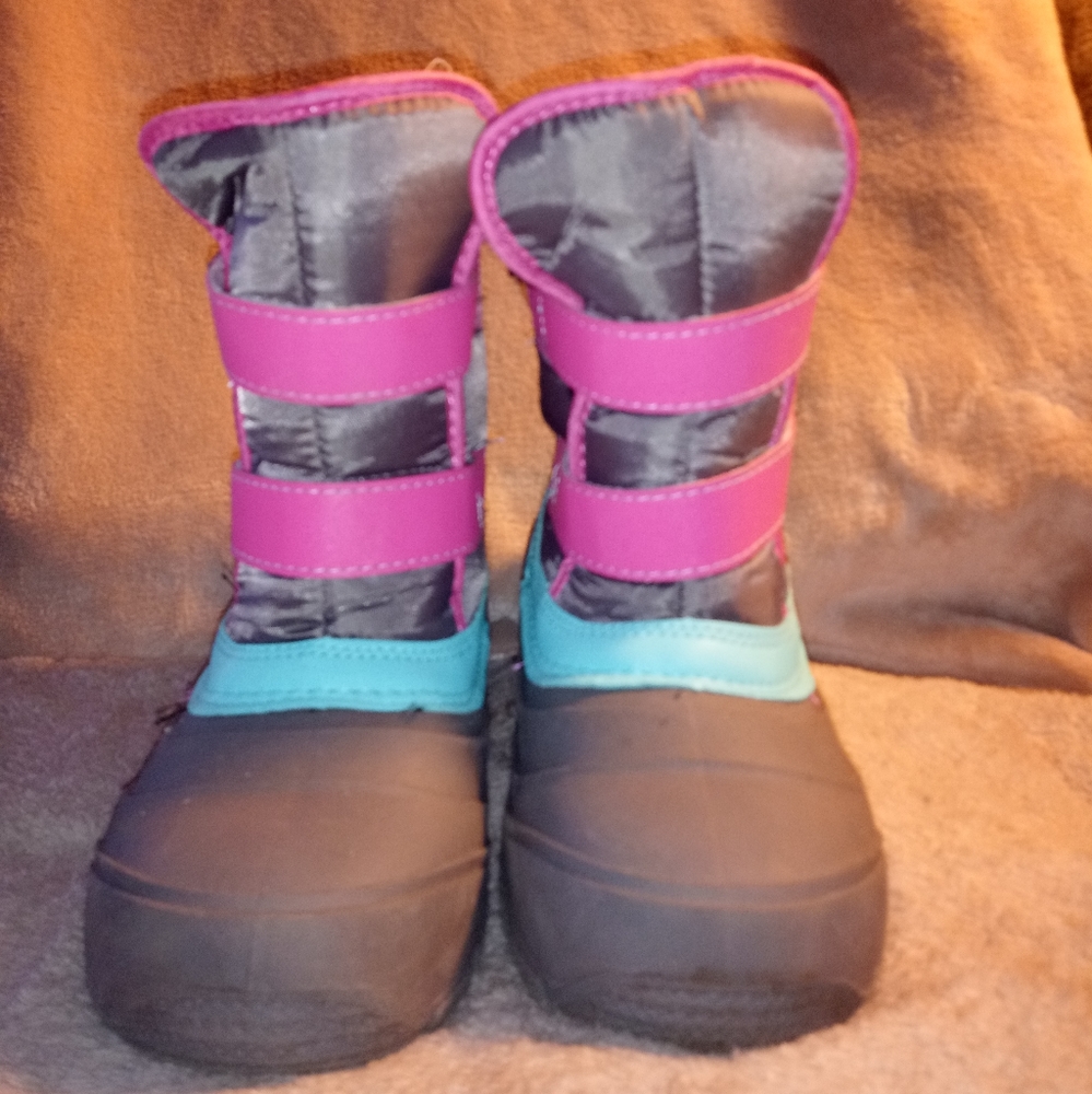 Kids winter boots
